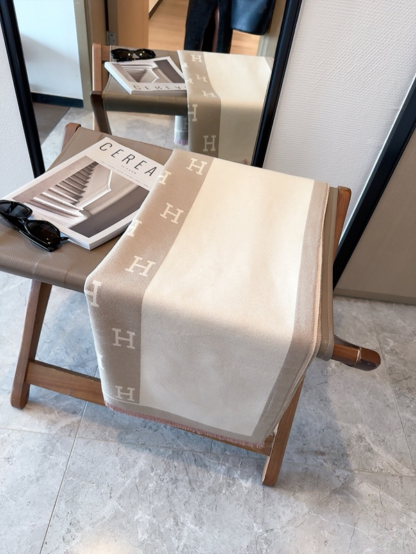 ブランドマフラー素材ディテール